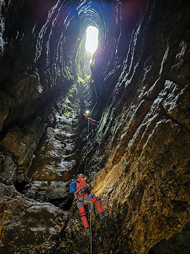 Brač, Chorvatsko, Vlčí jeskyně foto (c) Petr Chmel