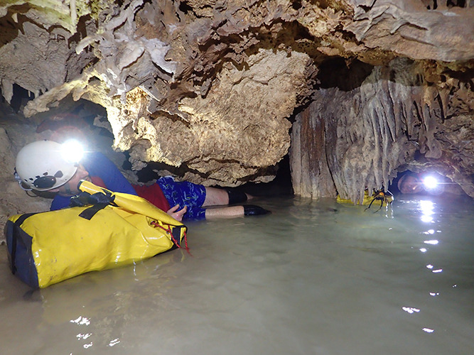 Cesta za mezinárodními objevy je však trnitá i v nádherném podzemí, Mexico, expedice Xibalba 2022 foto (c) Speleoaquanaut 2022