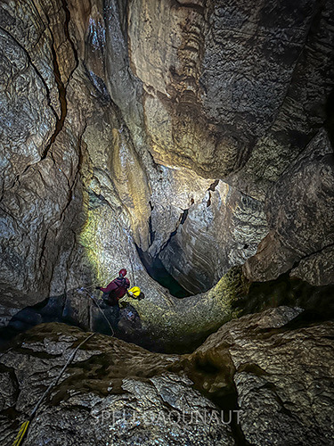 Propast na ostrově Brač v Chorvatsku foto (c) Speleoaquanaut