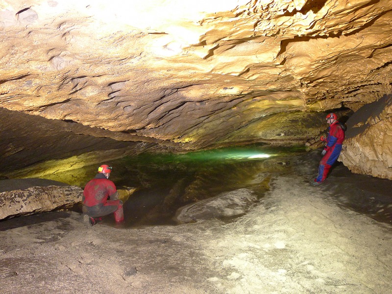 Vstup do sifonu Smrdutého úhoře ve vzdálených částech Ramo Sud foto: Karol