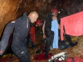 Palo se obléká do pyžamaPotápění v jeskyních, Slovenský kras