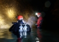 Potápěči chystají jesknní ponor do náročného systémuSardinie, Bue Marino, Golfo di Orosei