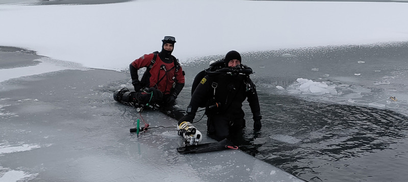 Další mimořádná dvojice. Zleva Petr Chmel a Jakub Šimánek. Testovací piloti firmy DiveSoft foto (c) DrKozel