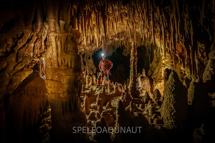 Jeskyně Profunda, Brač, Chorvatsko, foto (c) Speleoaquanaut