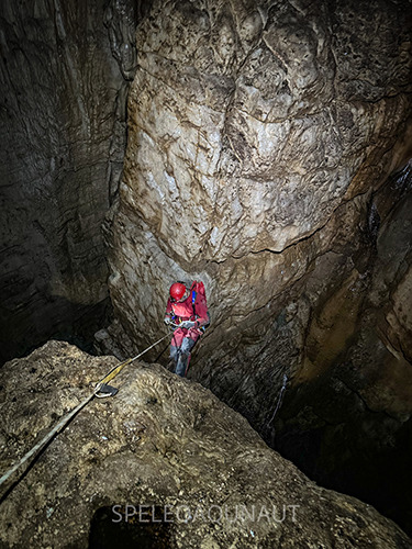 Sestup do propasti na ostrově Brač v Chorvatsku foto (c) Speleoaquanaut