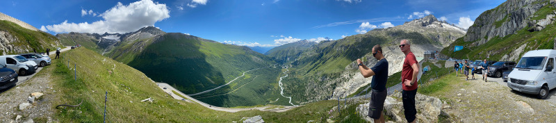 Zákruty silnice přes horský průsmyk Furka Pass, Švýcarsko foto (c) Kanta jun. 2020
