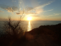 Neopakovatelné západy slunce nad obzorem Tyrhénského moře. Pomonte, ostrov ElbaIljušin (c) 2021